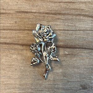 Vintage Pin Brooch Silver Toned Rose.